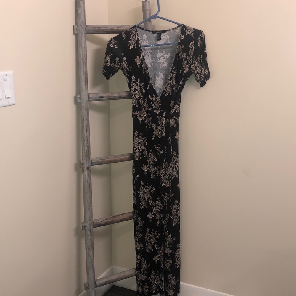 Forever 21 Wrap Dress size XS